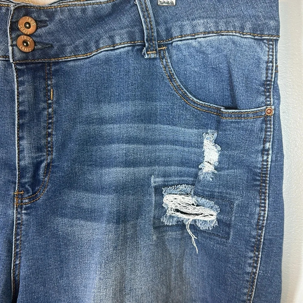True Craft Distressed Denim Shorts Women’s Size 20 - Picture 4 of 9